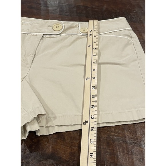 Ann Taylor Shorts Size 16 Beige Khaki Signature Fit Flat Front Low Rise Preppy - Picture 7 of 8